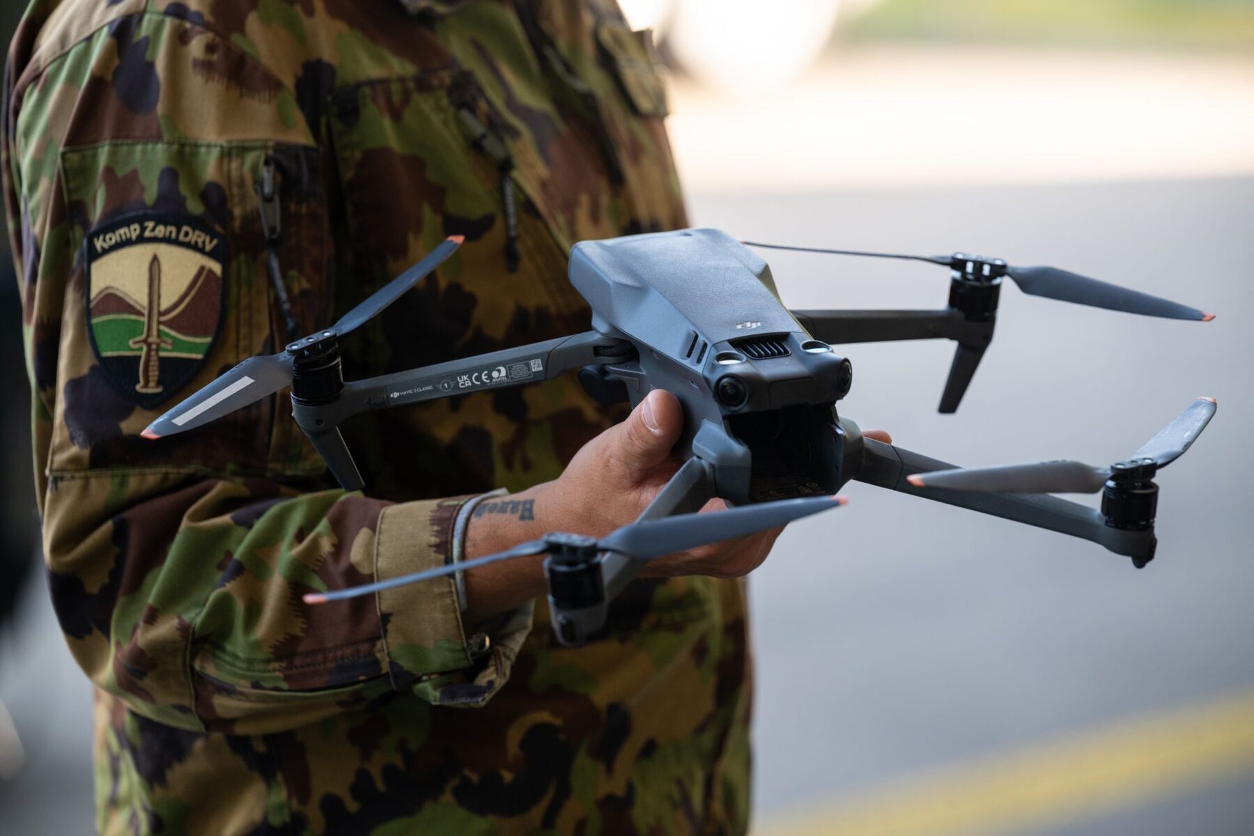 DJI Mavic 3 Classic Drohne